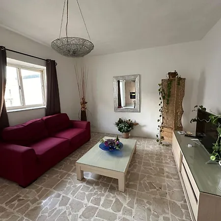 Privat bolig F62 With Sharing Bathroom Near The In Shared